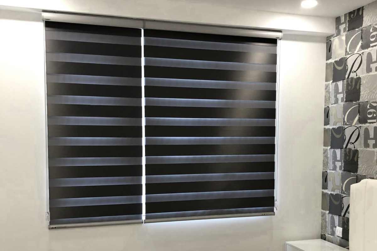 Rèm cầu vồng đen trắng