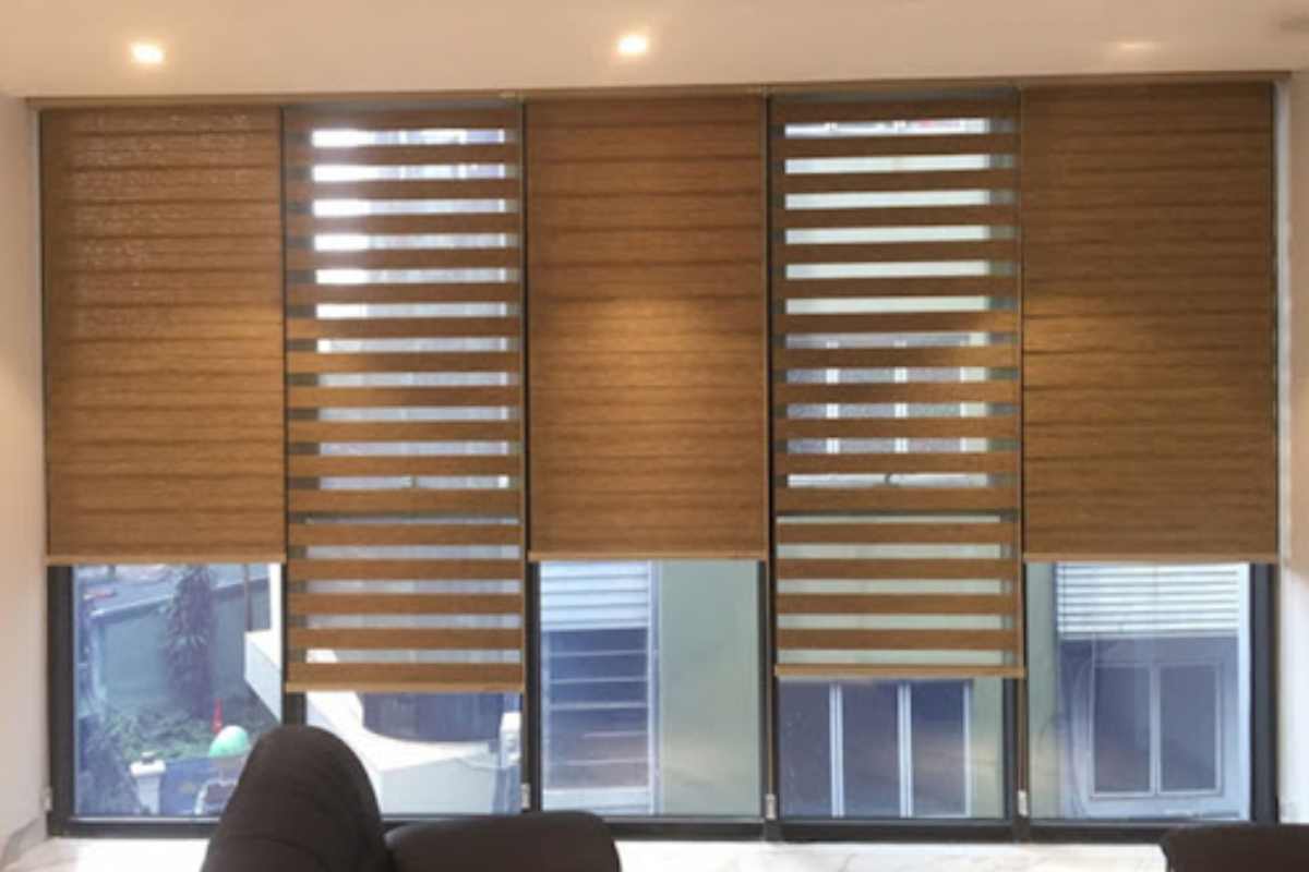 rèm cầu vồng nâu be