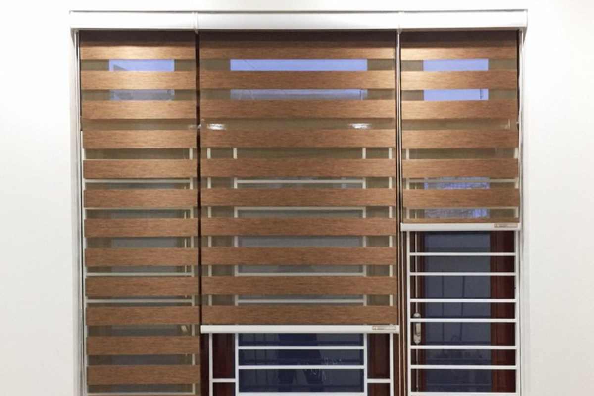 rèm cầu vồng nâu be