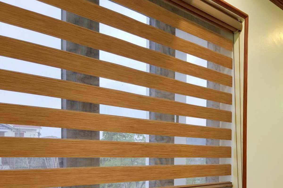 rèm cầu vồng nâu be