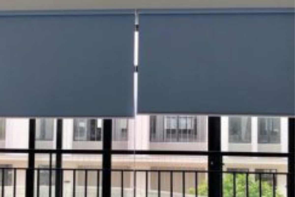 Rèm cuốn vải trơn xanh navy