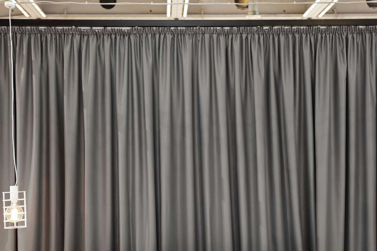 Rèm vải chống nắng xám