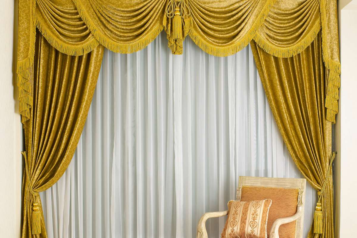 Rèm Vải Hoa Văn Cổ Điển