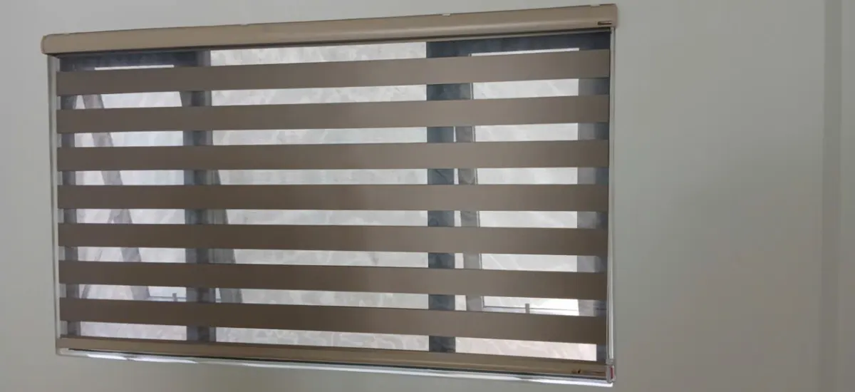 Rèm cầu vồng cho cửa sổ căn hộ